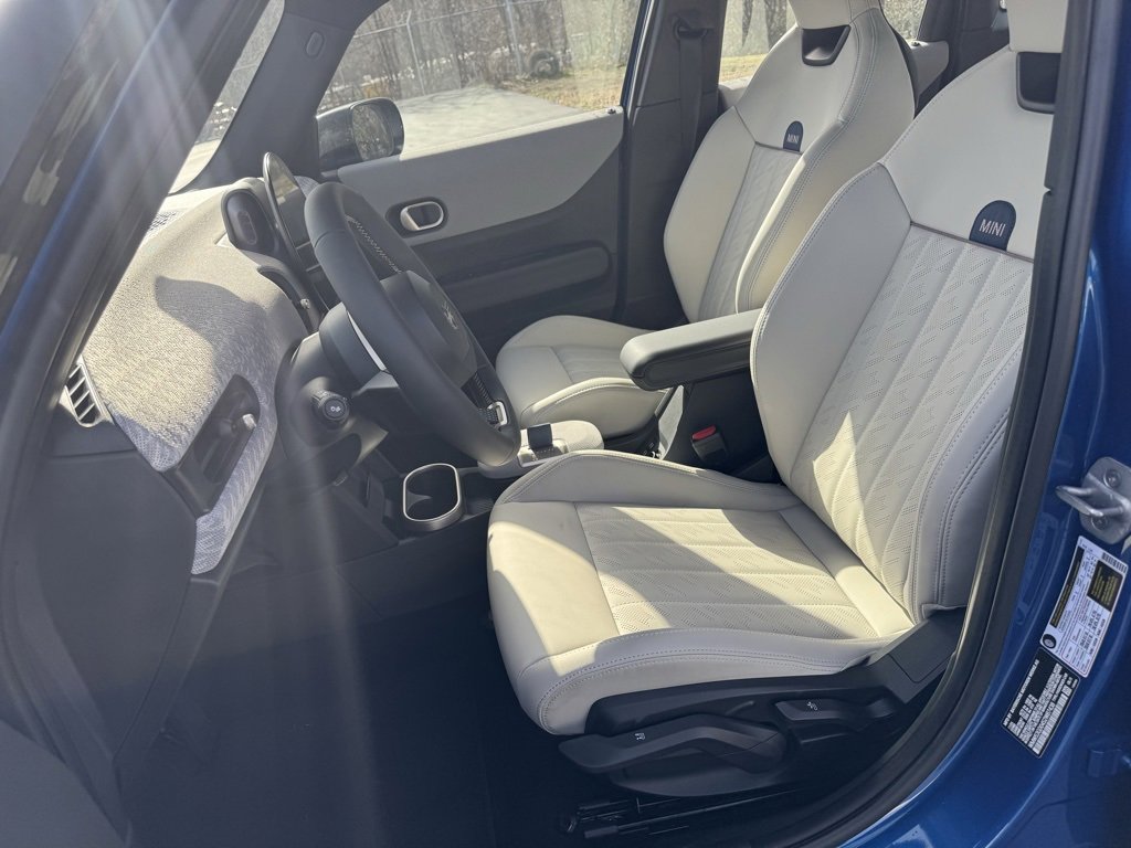 New 2025 MINI Cooper S image 9