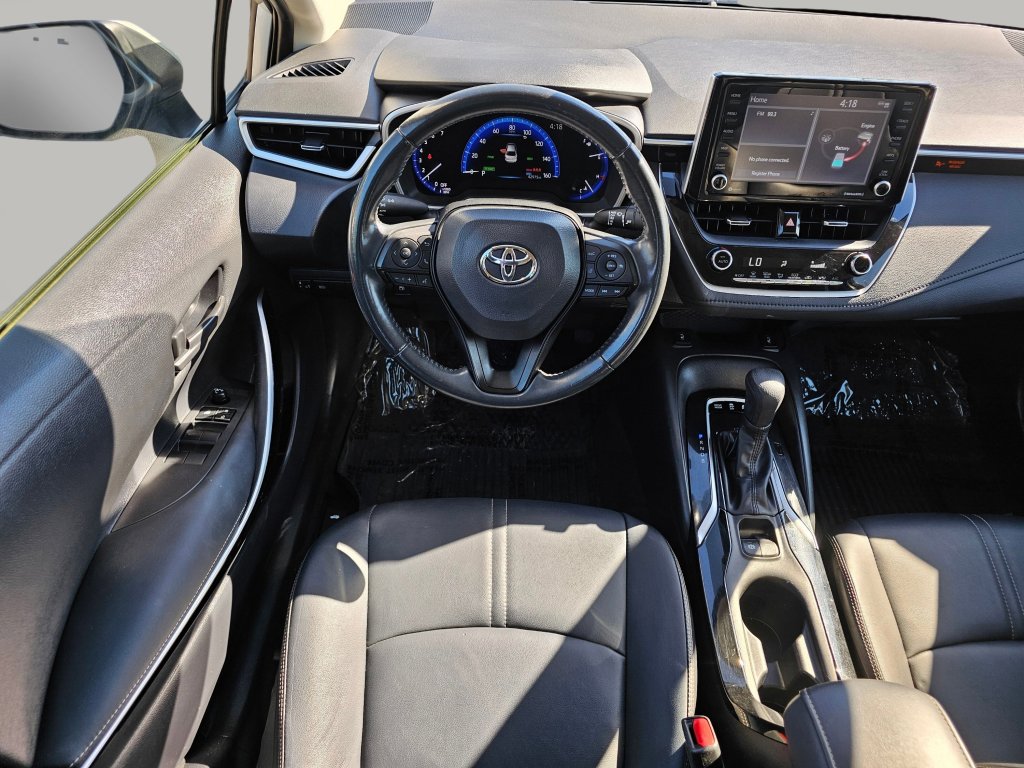 Used 2022 Toyota Corolla LE image 3