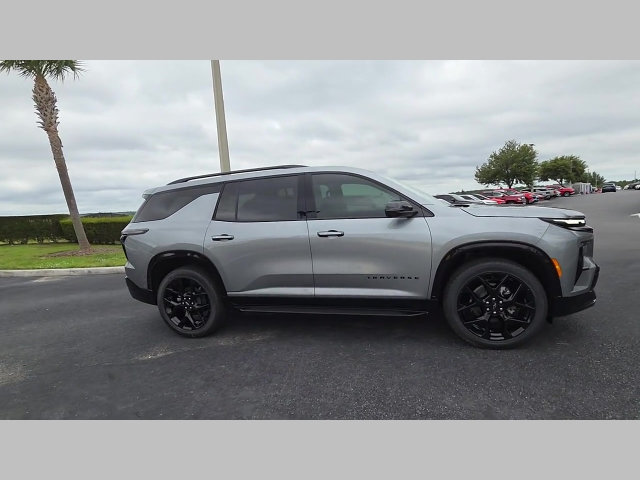 New 2026 Chevrolet Traverse RS w/ LPO, Floor Liner Package FWD image 18