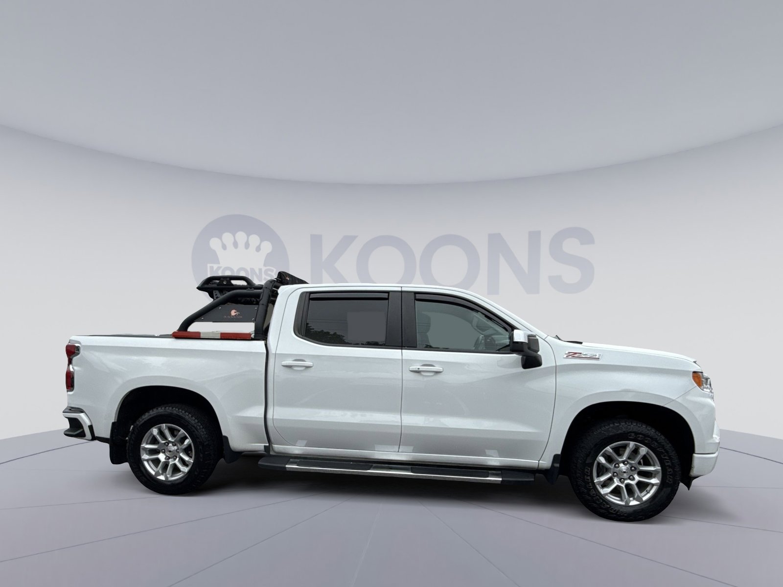 Used 2022 Chevrolet Silverado 1500 RST w/ Z71 Off-Road Package AWD/4WD image 8