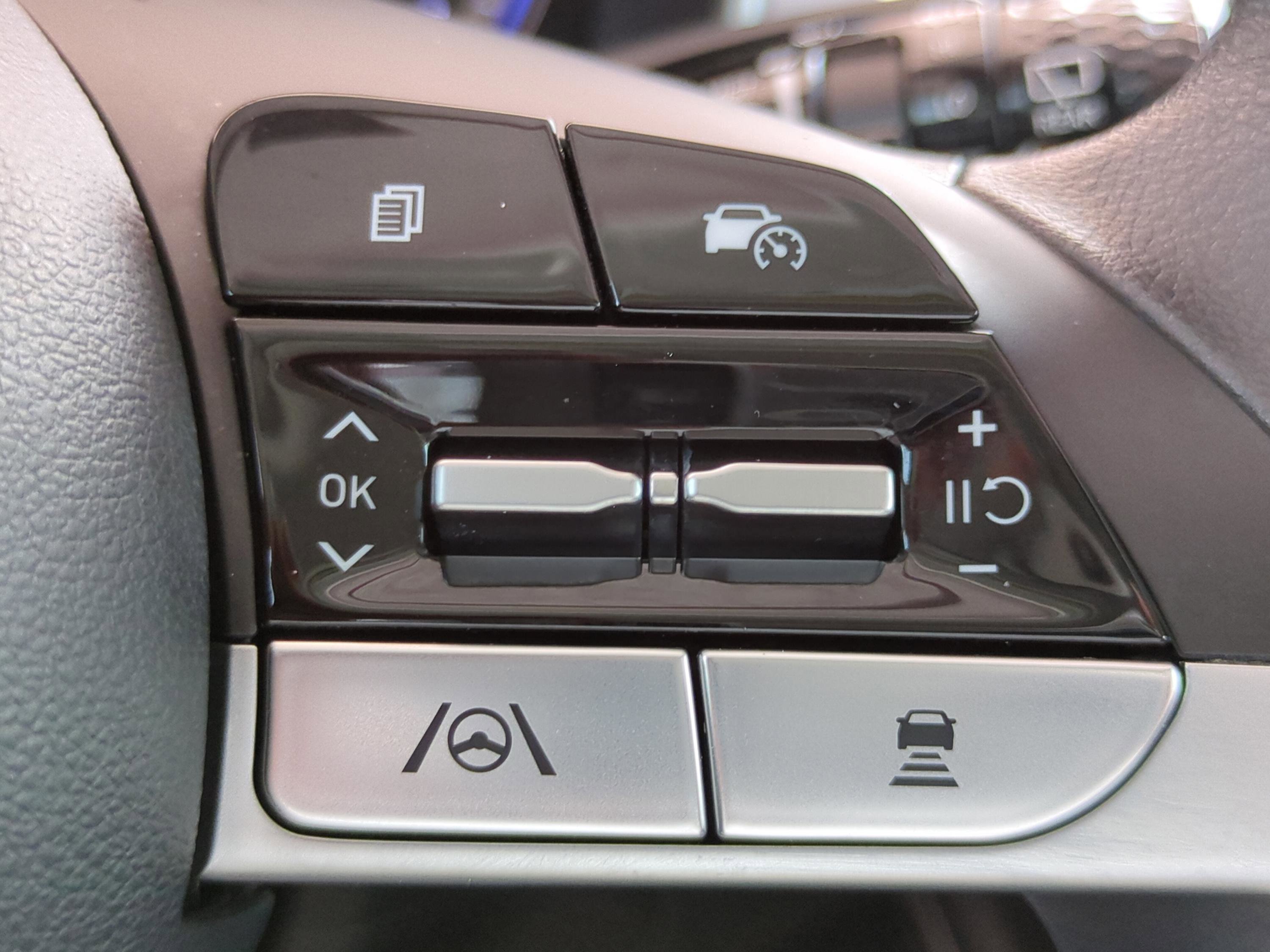 Certified 2023 Hyundai Tucson SEL AWD/4WD image 24