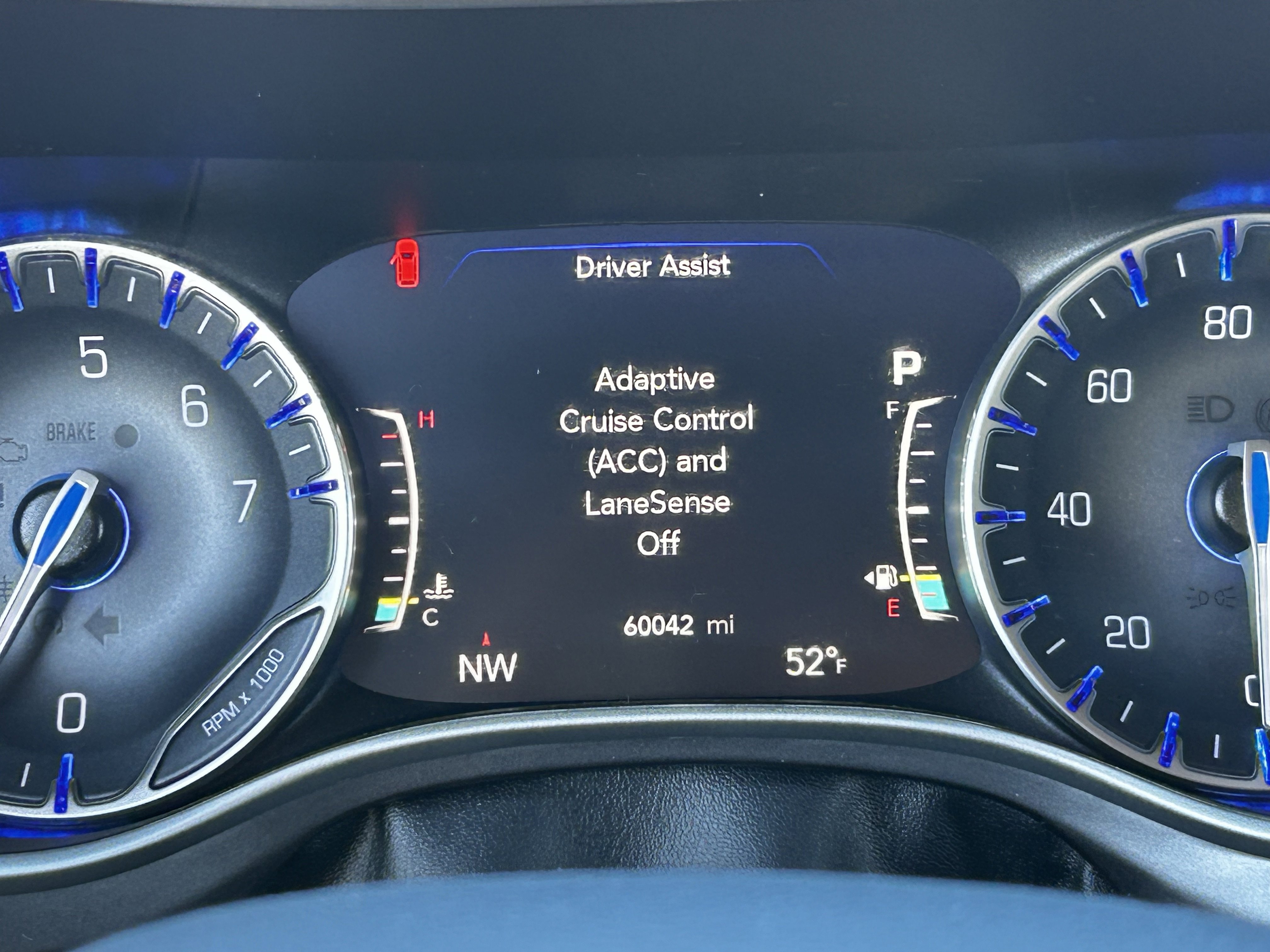 Certified 2024 Chrysler Pacifica Touring-L image 29