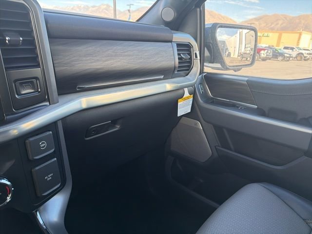 New 2025 Ford F150 Lariat w/ Equipment Group 502A High AWD/4WD image 27