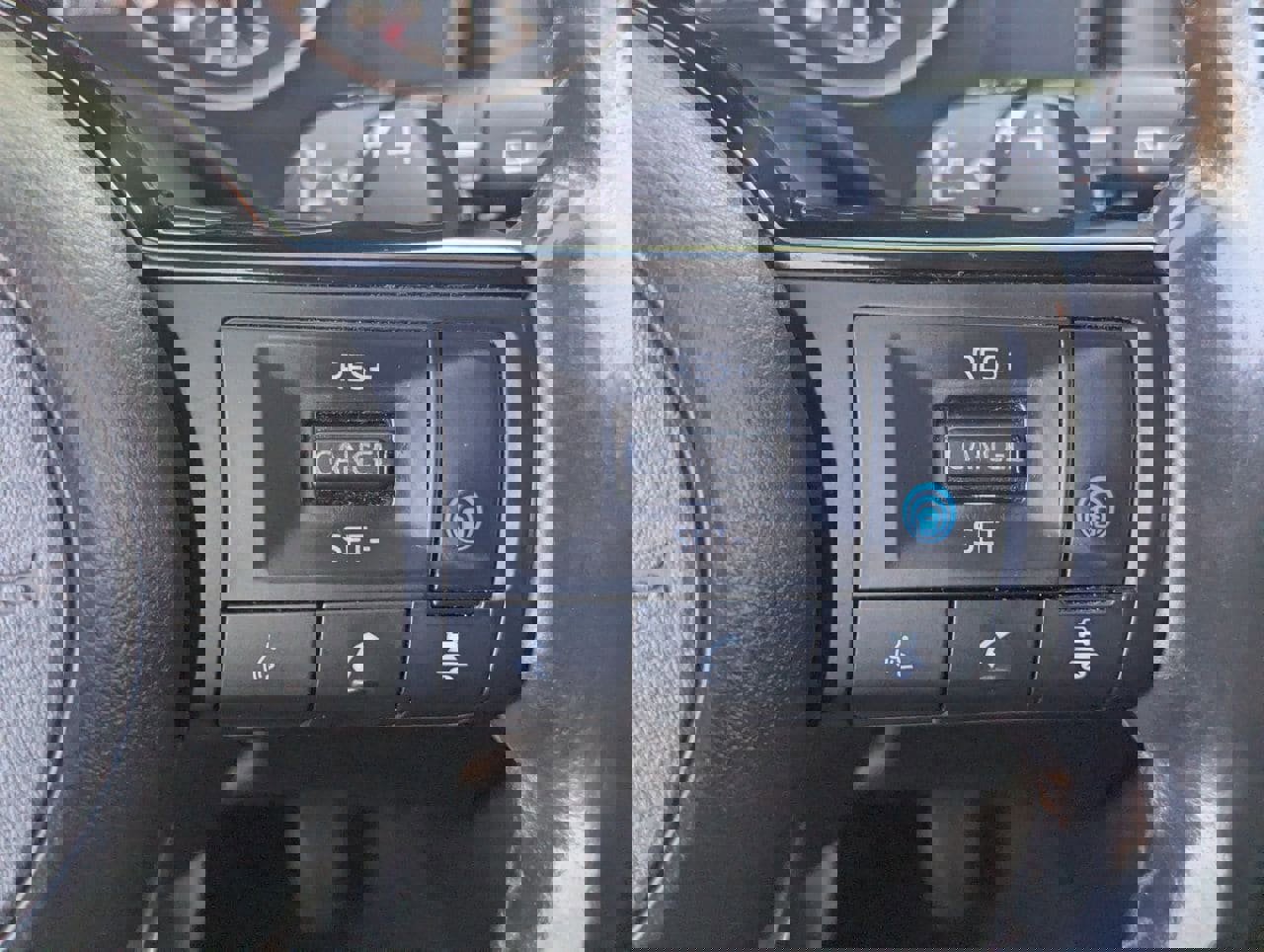 Used 2021 Nissan Rogue SL image 29