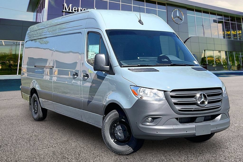 New 2026 Mercedes-Benz Sprinter 2500 image 1
