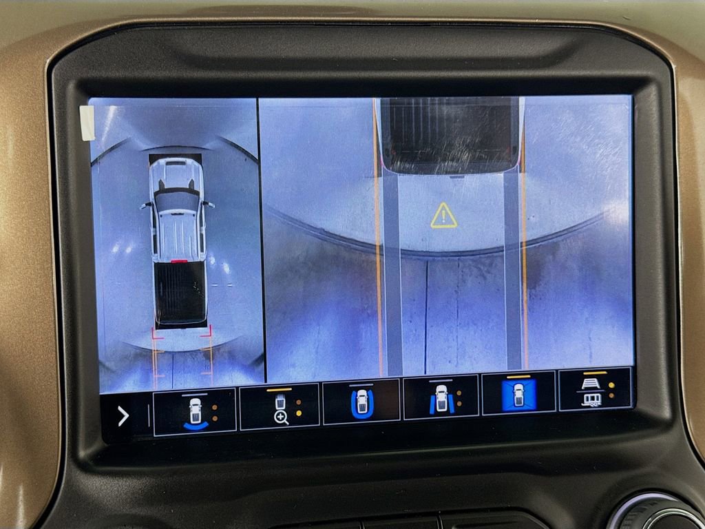 Used 2023 Chevrolet Silverado 3500 High Country w/ Z71 Off-Road Package image 45