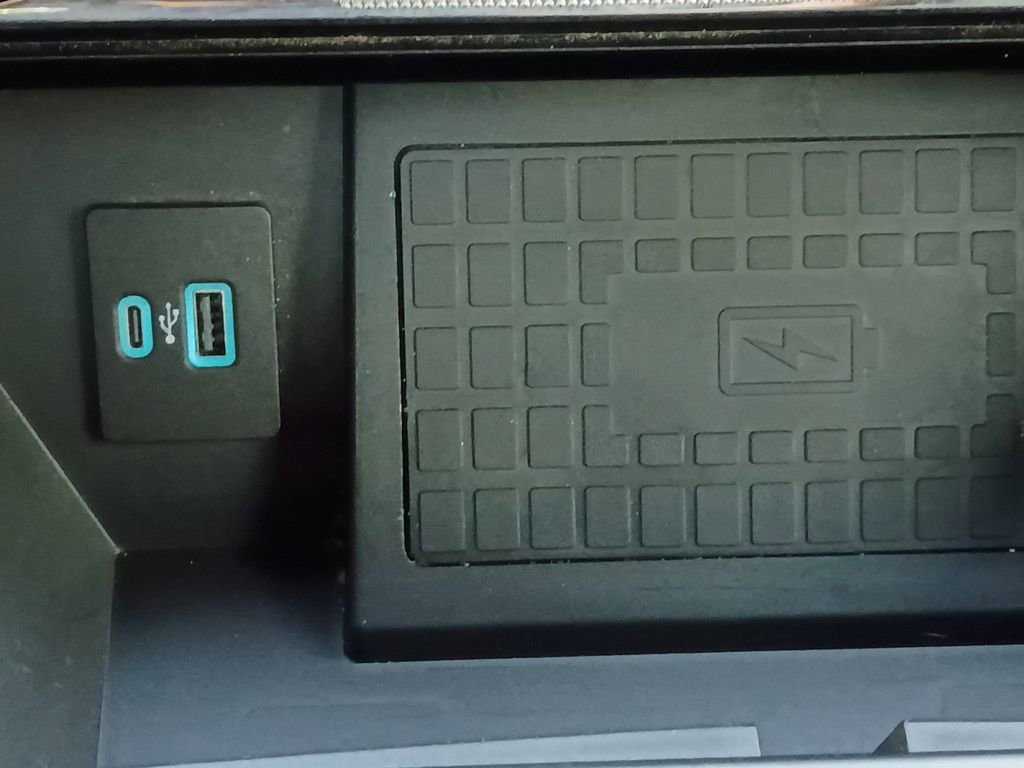 Used 2022 Ford F150 Raptor w/ Equipment Group 801A High image 6