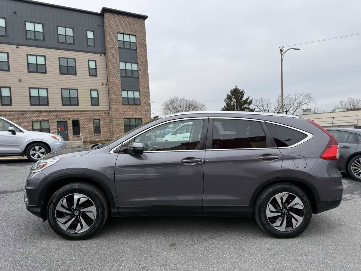 Used 2015 Honda CR-V Touring image 4