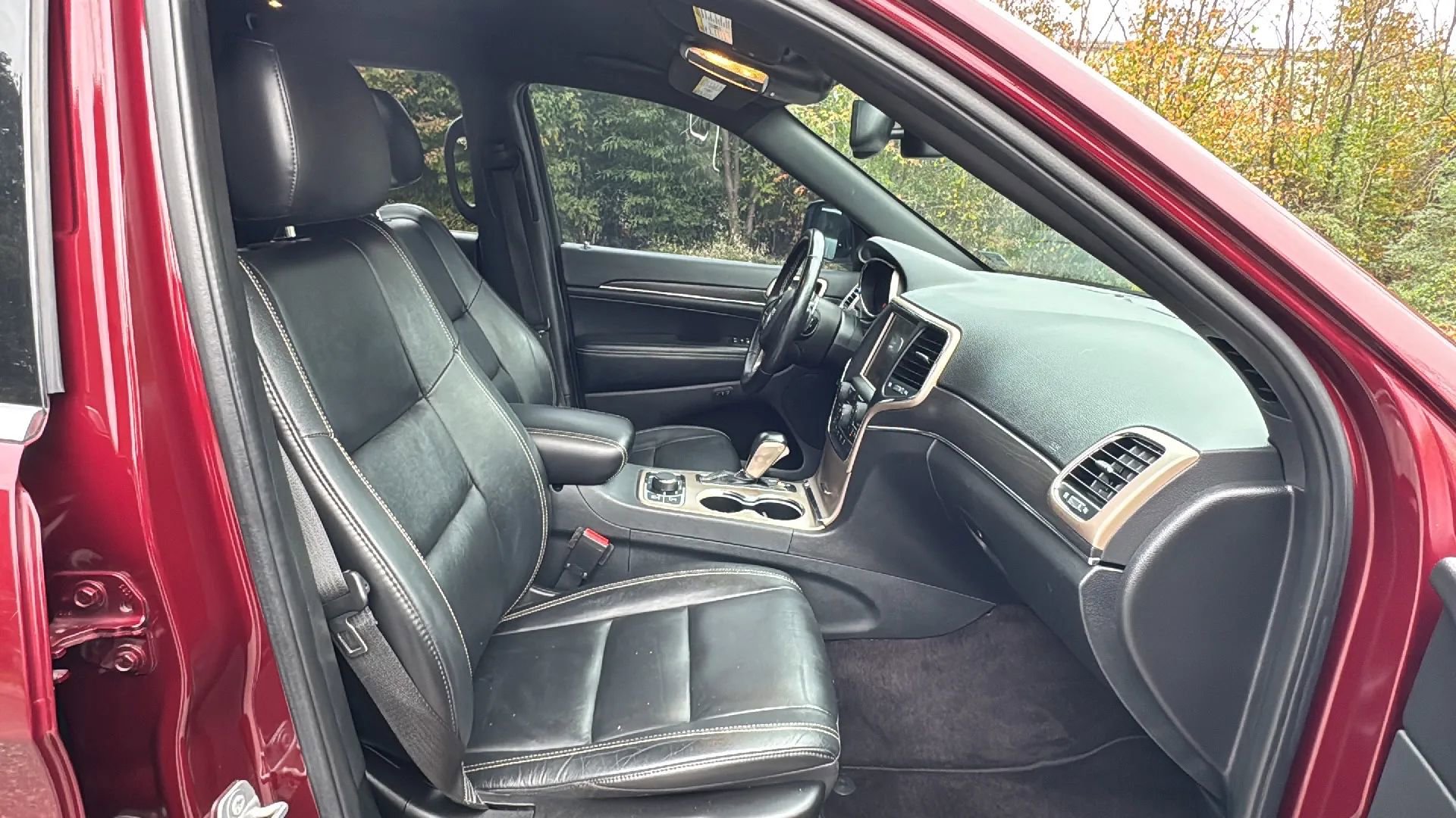 Used 2016 Jeep Grand Cherokee Limited w/ Trailer Tow Group IV image 12