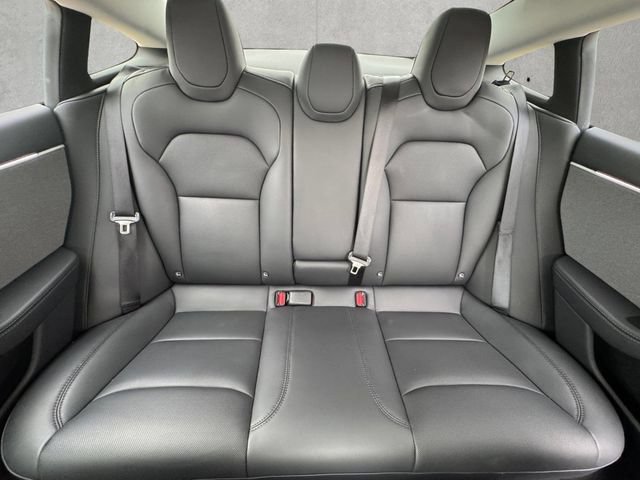 Used 2025 Tesla Model 3 Long Range RWD image 22