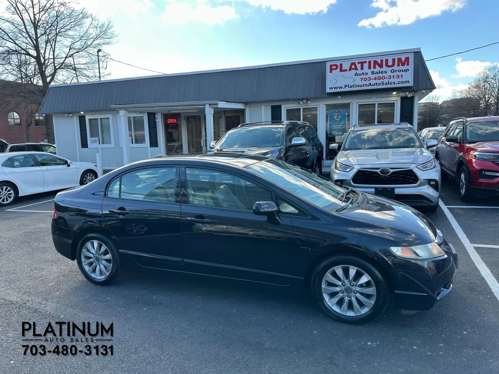 Used 2011 Honda Civic EX-L image 2