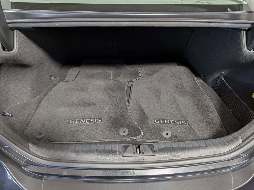 Used 2022 Genesis G70 2.0T w/ Prestige Package RWD image 45