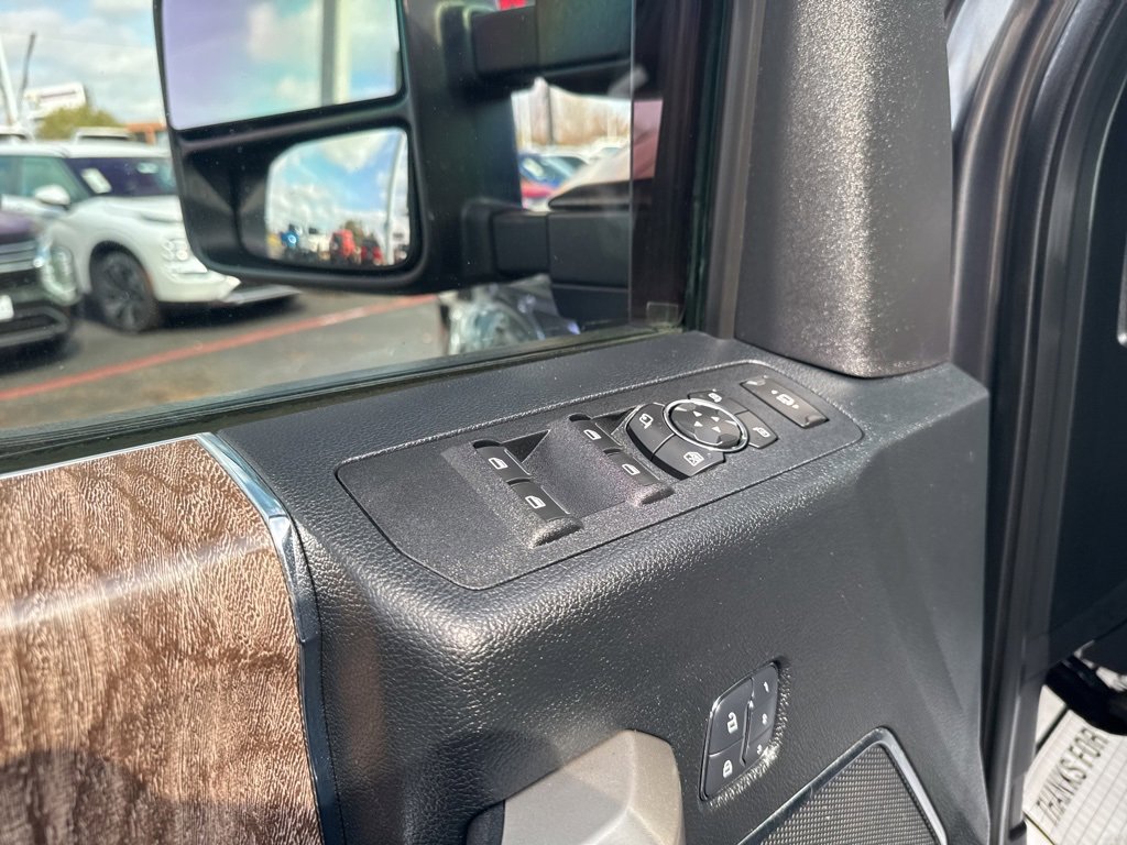 Used 2017 Ford F350 Lariat w/ Lariat Ultimate Package image 12