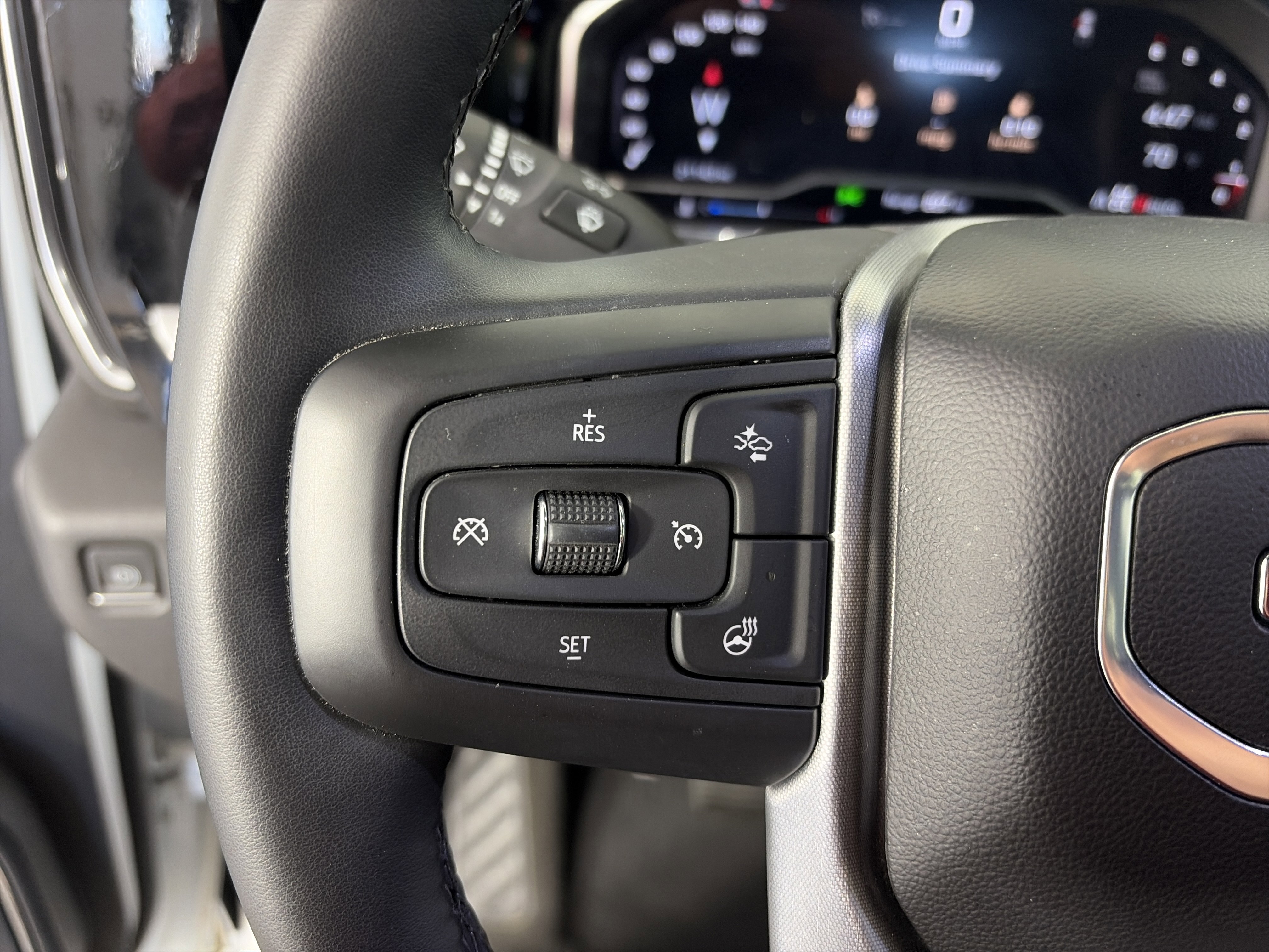Used 2024 GMC Sierra 1500 Elevation image 30