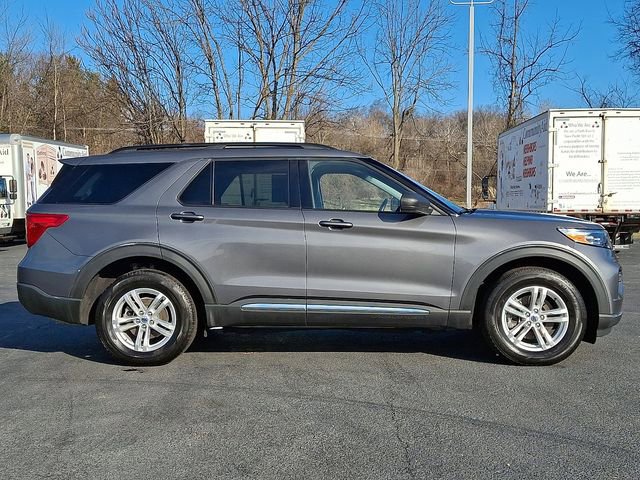 Used 2023 Ford Explorer XLT w/ Equipment Group 202A image 10