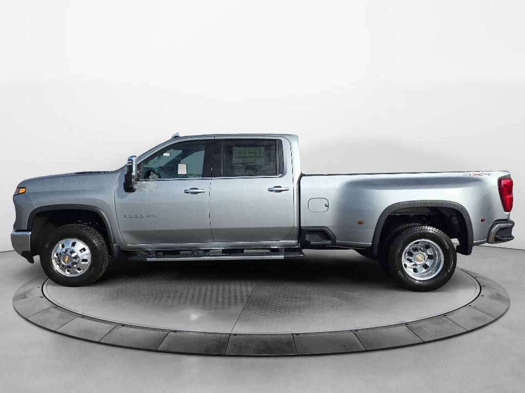 New 2026 Chevrolet Silverado 3500 LTZ w/ LTZ Plus Package image 2