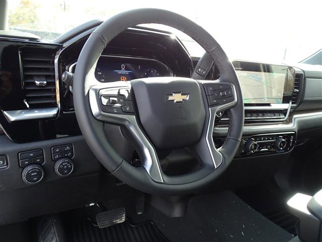 New 2025 Chevrolet Silverado 3500 LT w/ Convenience Package AWD/4WD image 9