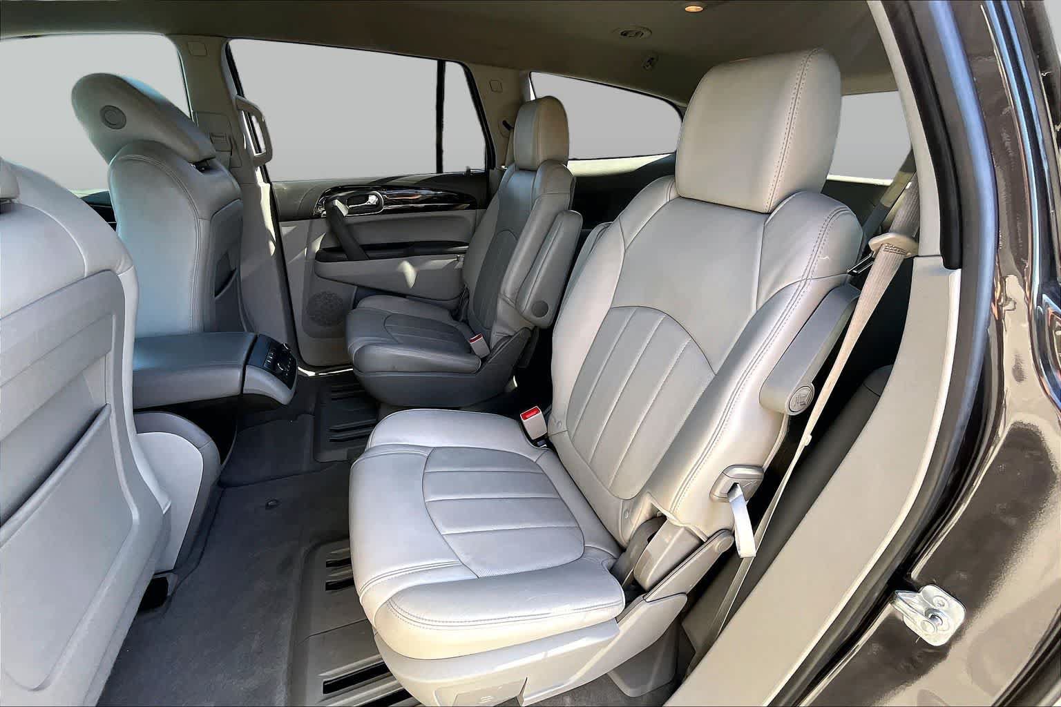 Used 2013 Buick Enclave Leather w/ Trailering Provision Package AWD/4WD image 18