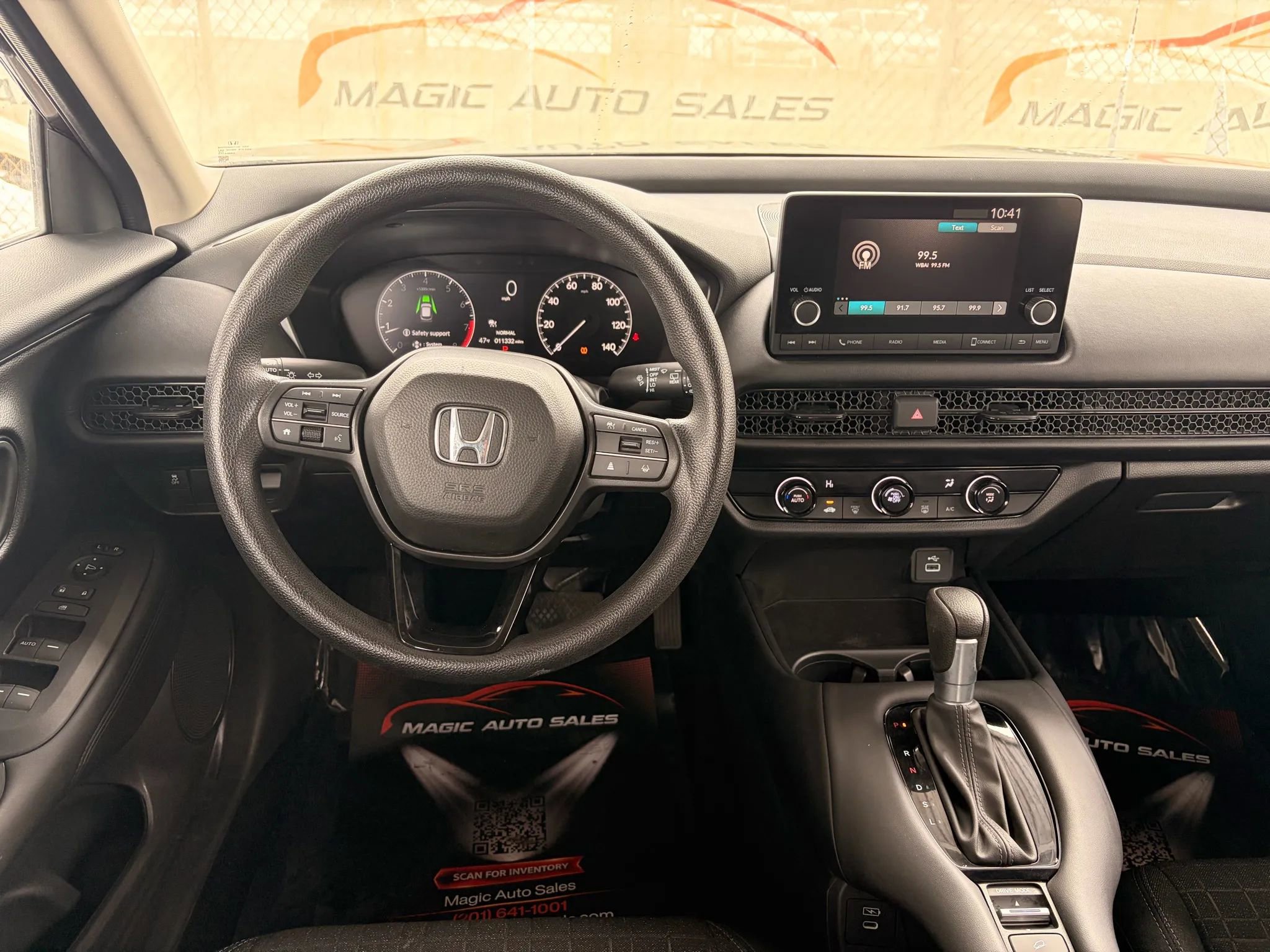 Used 2025 Honda HR-V LX image 23