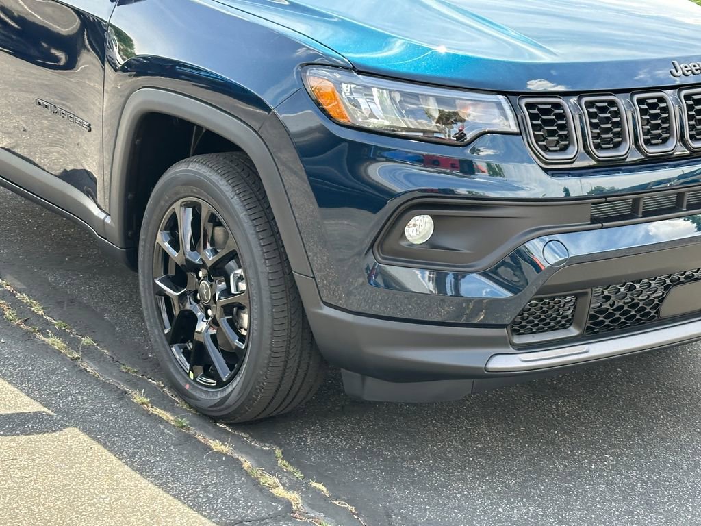 New 2026 Jeep Compass Latitude image 14