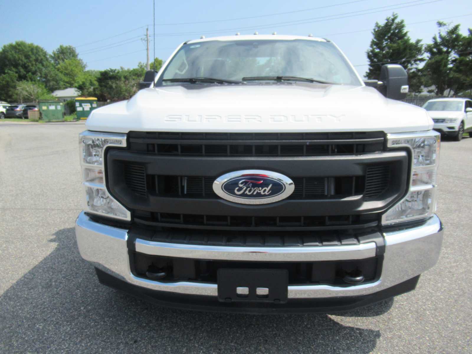 Used 2022 Ford F250 XL w/ Power Equipment Group RWD image 2