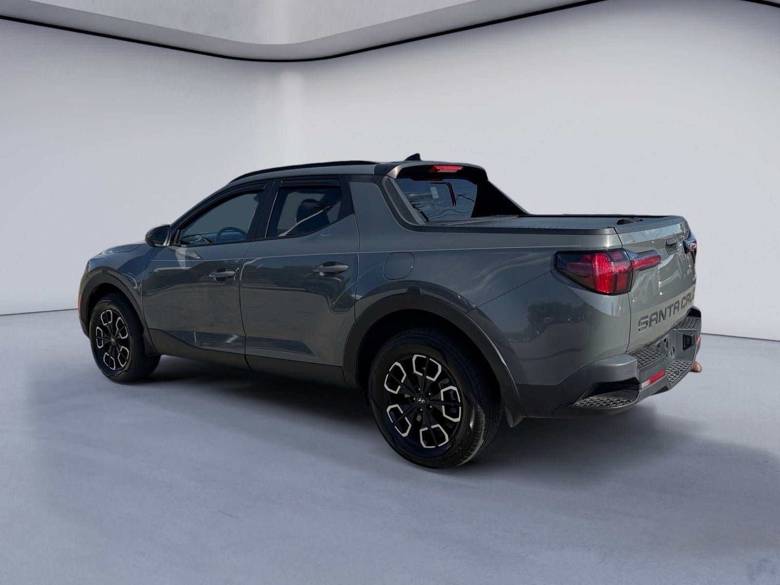 Used 2022 Hyundai Santa Cruz SEL Premium AWD/4WD image 3