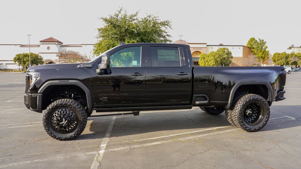 New 2026 GMC Sierra 3500 Denali Ultimate image 8