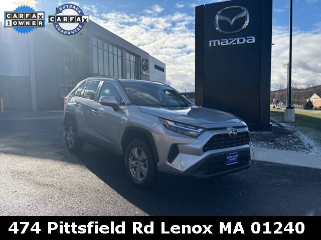 Used 2022 Toyota RAV4 XLE w/ Convenience Package image 1