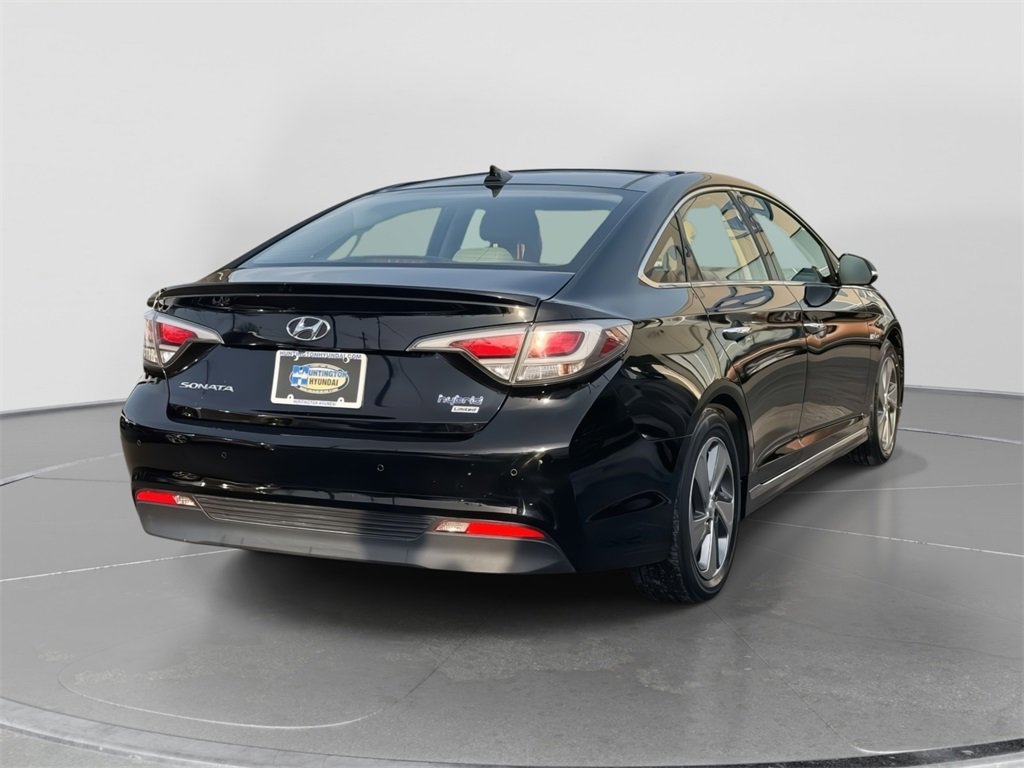 Used 2016 Hyundai Sonata Limited w/ Option Group 02 image 7