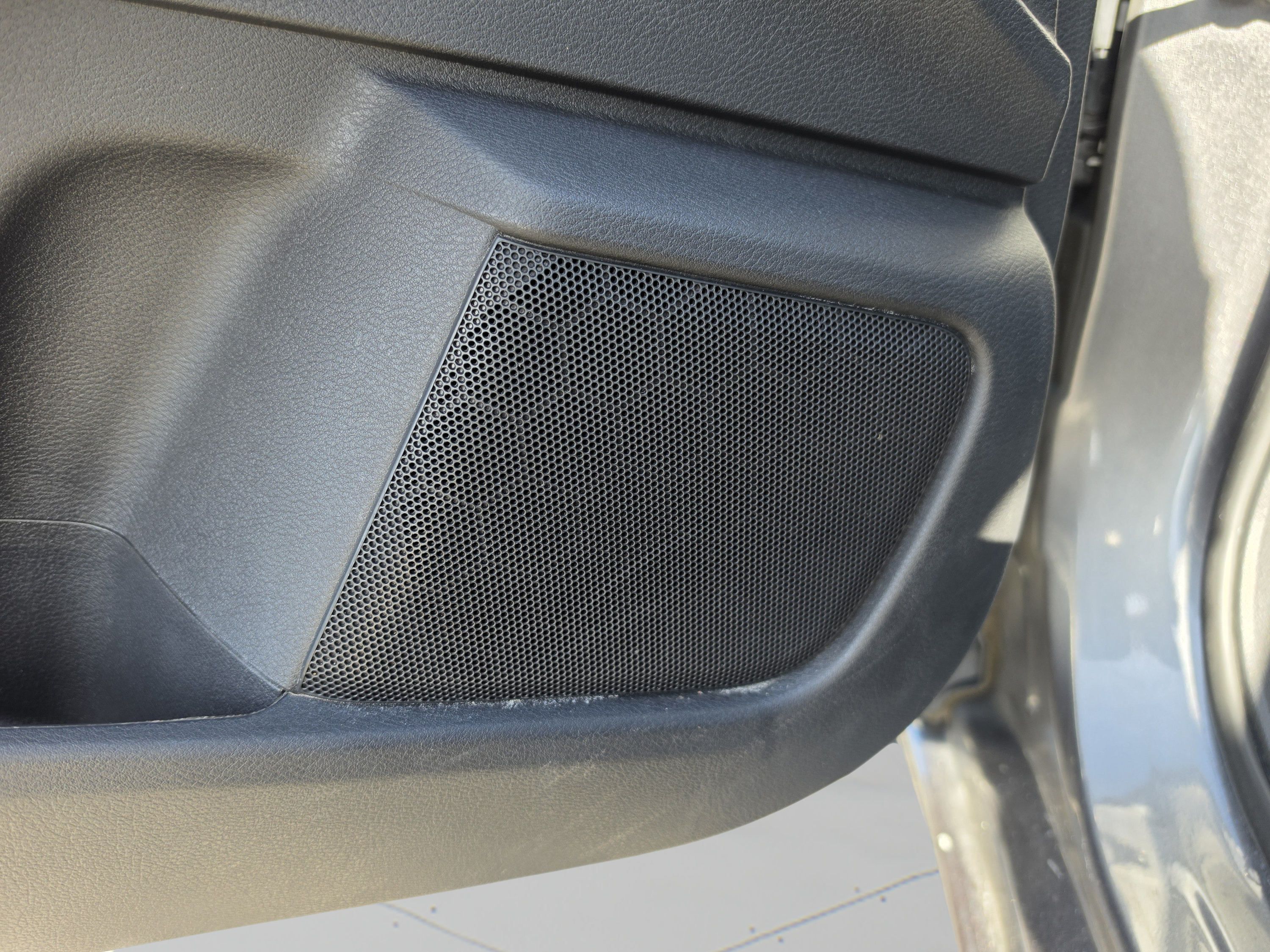 Used 2025 Nissan Sentra S FWD image 23