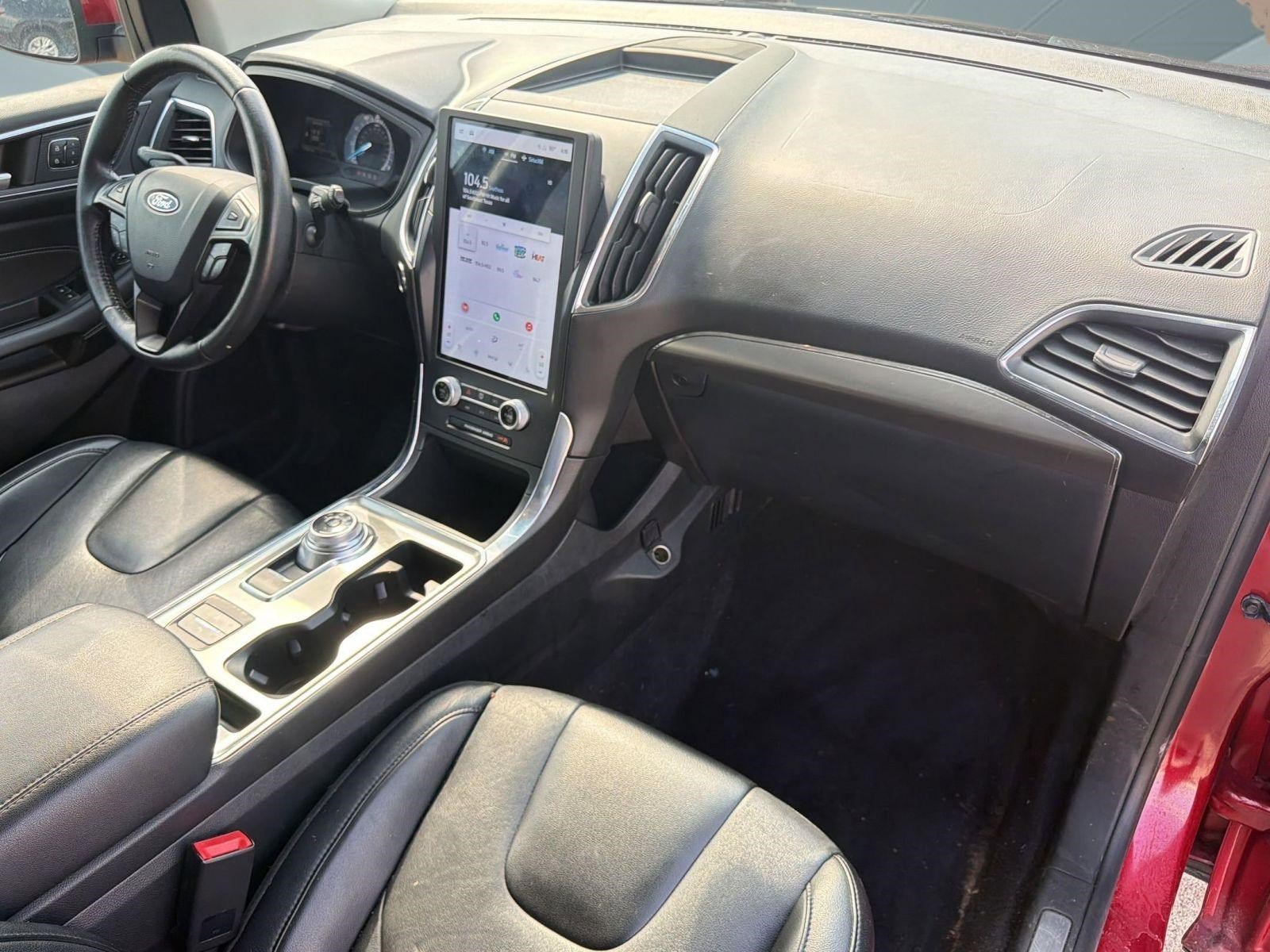Used 2022 Ford Edge Titanium AWD/4WD image 26