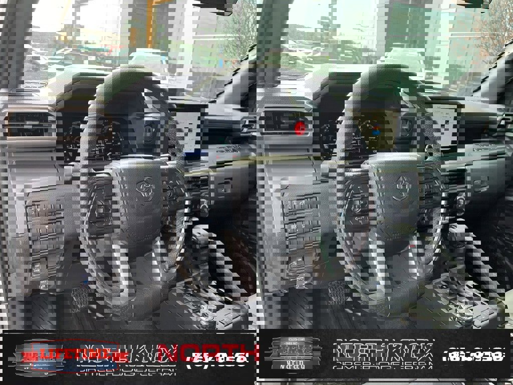 Used 2024 Toyota Tacoma TRD Off-Road image 6