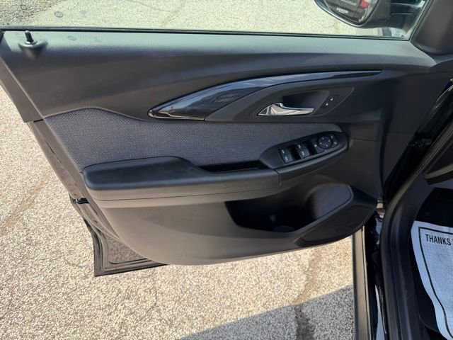 Used 2023 Chevrolet TrailBlazer LT image 18