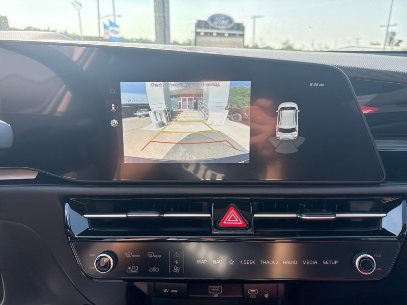 New 2025 Kia Niro EX Touring image 35