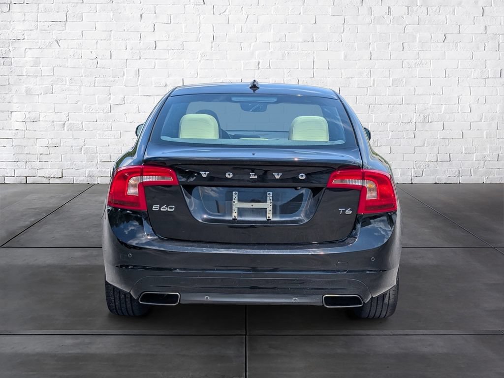 Used 2015 Volvo S60 T6 Platinum FWD image 6