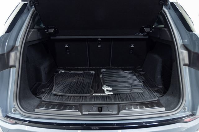 Used 2023 Land Rover Range Rover Evoque R-Dynamic SE image 9