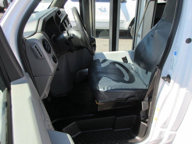 Used 2019 Ford E-450 and Econoline 450 Super Duty w/ Shuttle Bus Prep Package RWD image 9