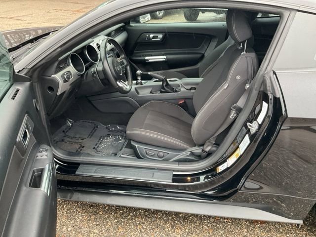 Used 2022 Ford Mustang GT image 20