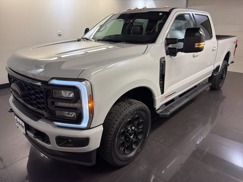 New 2026 Ford F250 Lariat w/ Black Appearance Package AWD/4WD image 3