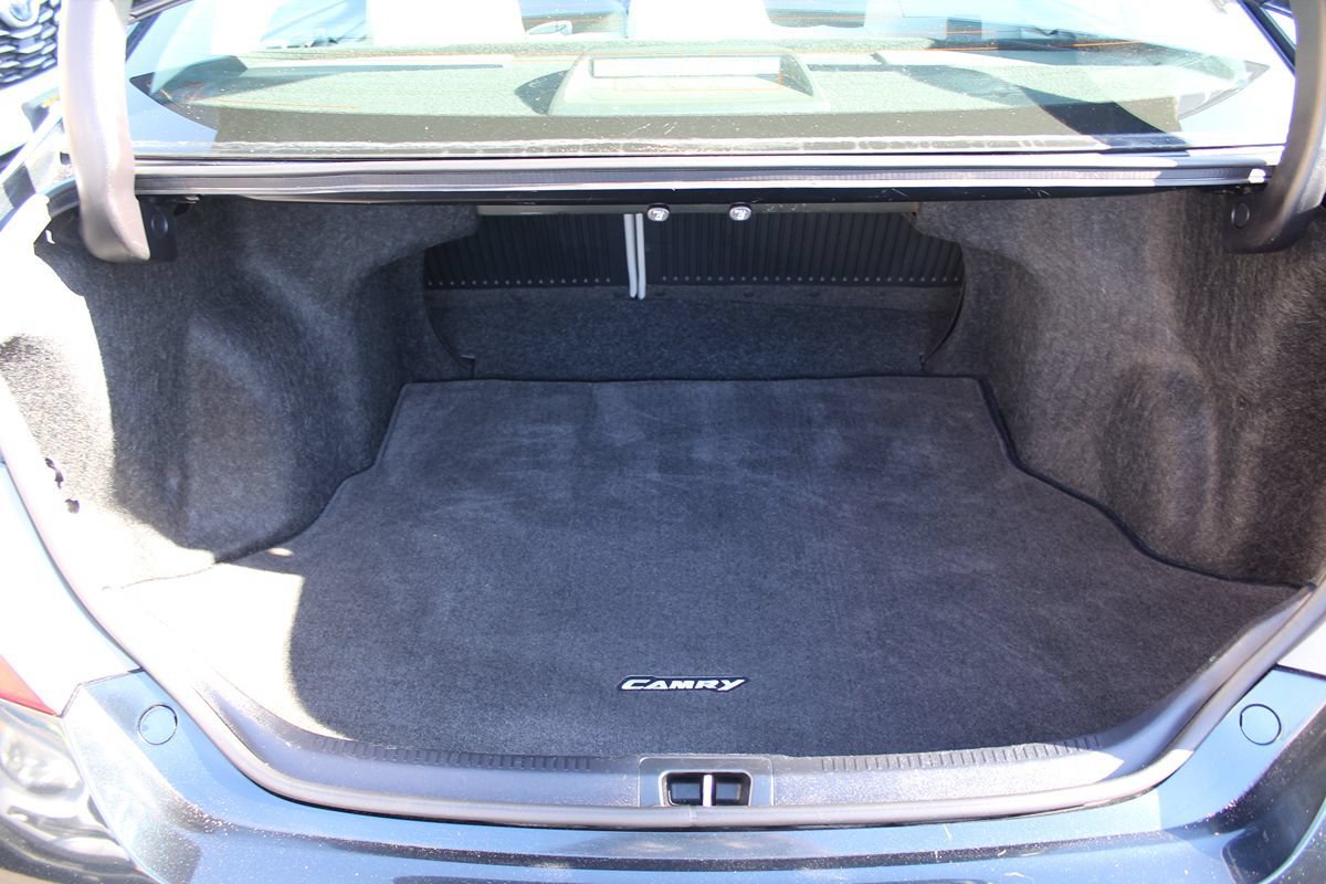 Used 2015 Toyota Camry LE FWD image 26