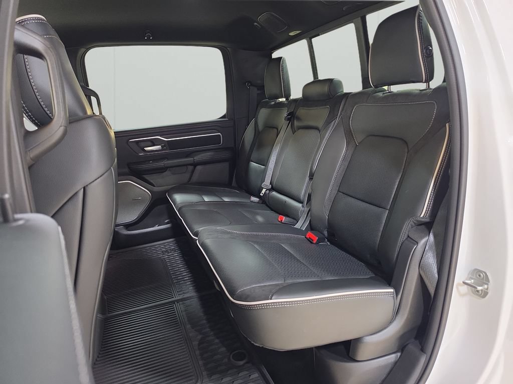 New 2027 RAM 1500 Laramie w/ Night Edition AWD/4WD image 15