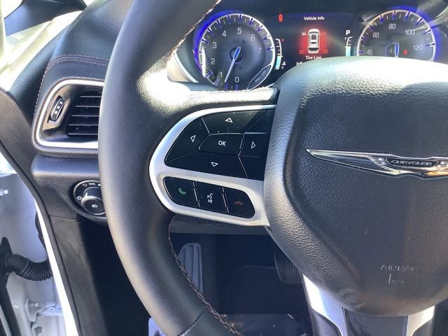 Used 2024 Chrysler Pacifica Pinnacle image 17