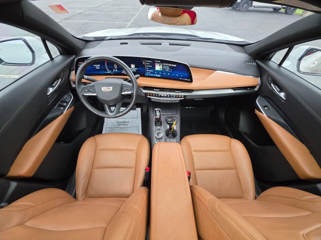 Used 2024 Cadillac XT4 Premium Luxury AWD/4WD image 27