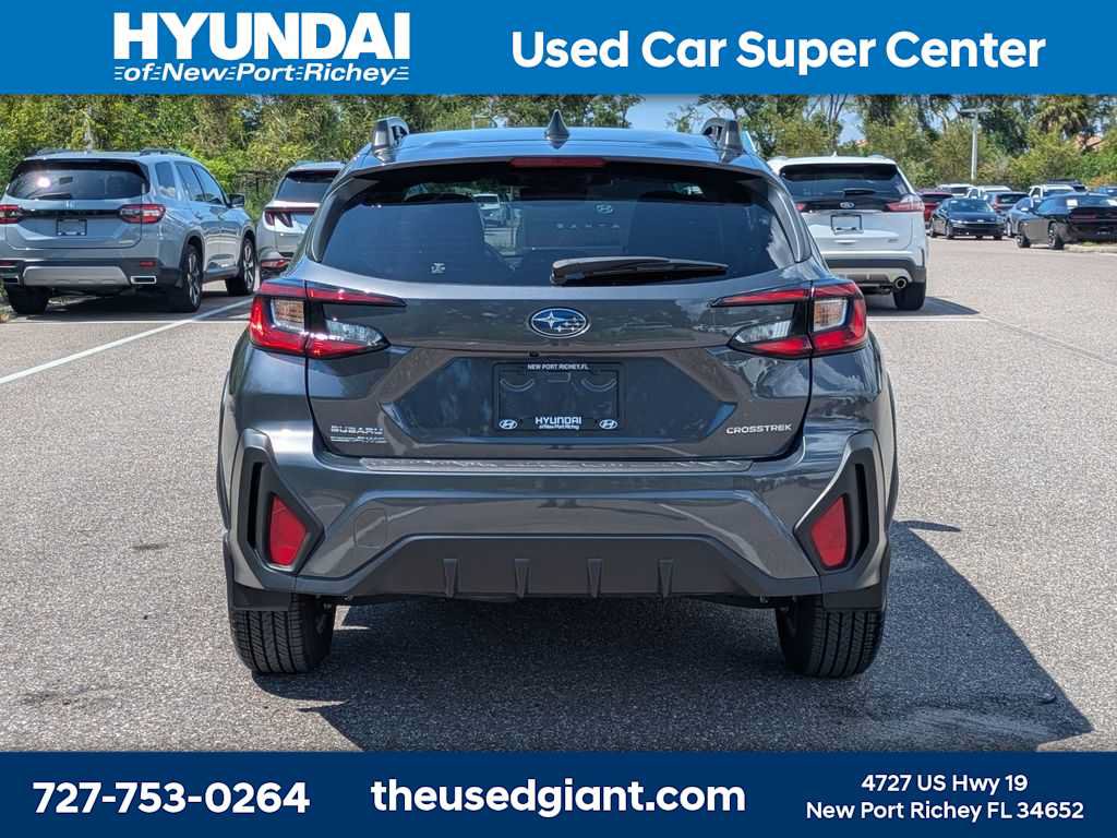 Used 2024 Subaru Crosstrek 2.0i Premium w/ Popular Package #4 AWD/4WD image 4