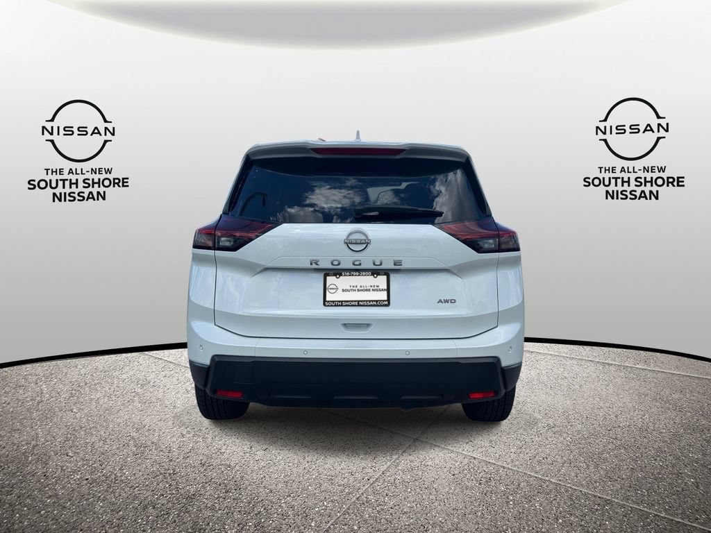 Certified 2025 Nissan Rogue SV AWD/4WD image 6