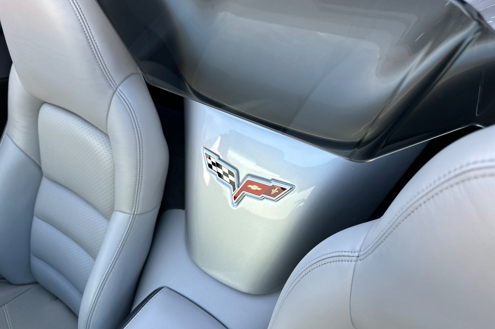 Used 2007 Chevrolet Corvette Convertible w/ Preferred Equipment Group RWD image 15