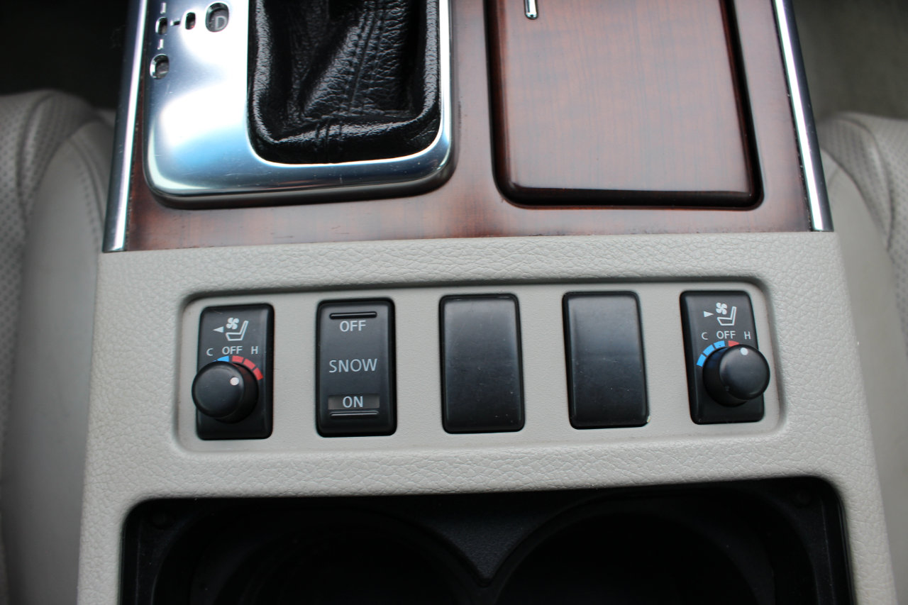 Used 2008 INFINITI M35 x w/ Technology Pkg image 33