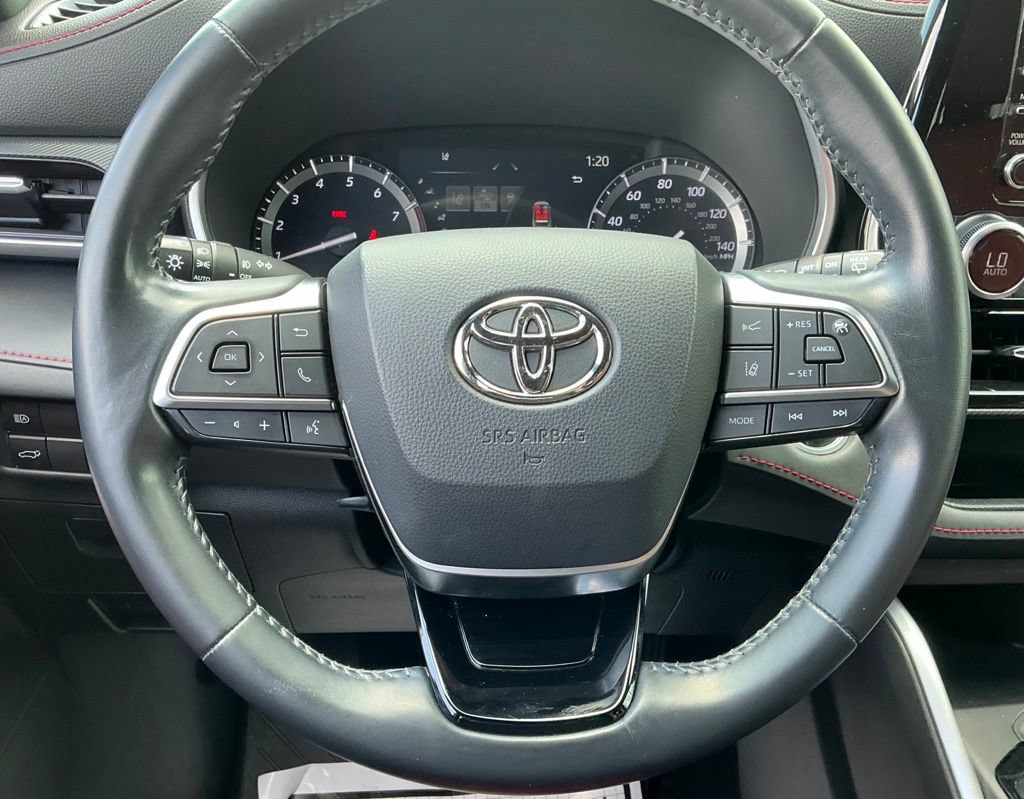Used 2021 Toyota Highlander XSE FWD image 44