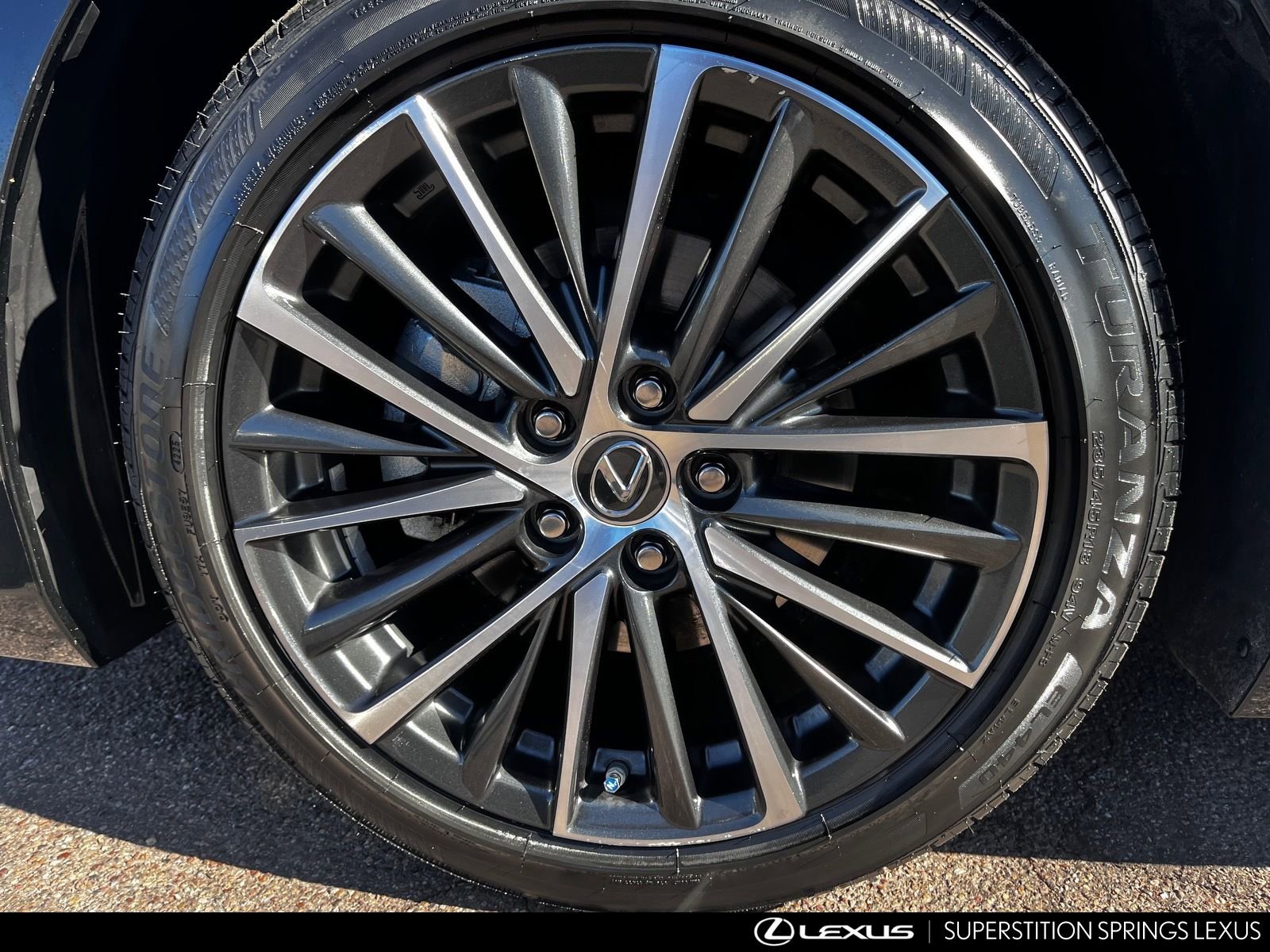 Certified 2024 Lexus ES 300h 300h w/ Premium Package image 10