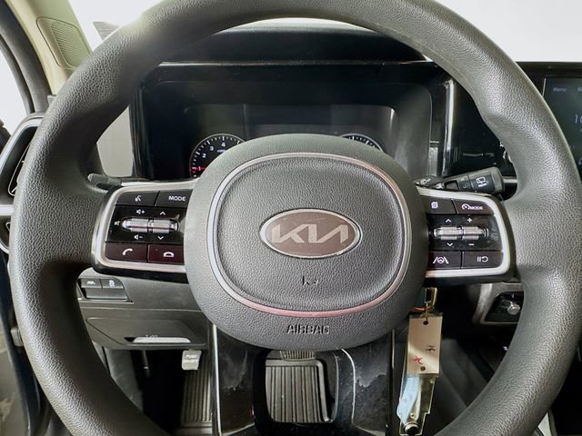 Used 2021 Kia Sorento LX image 13